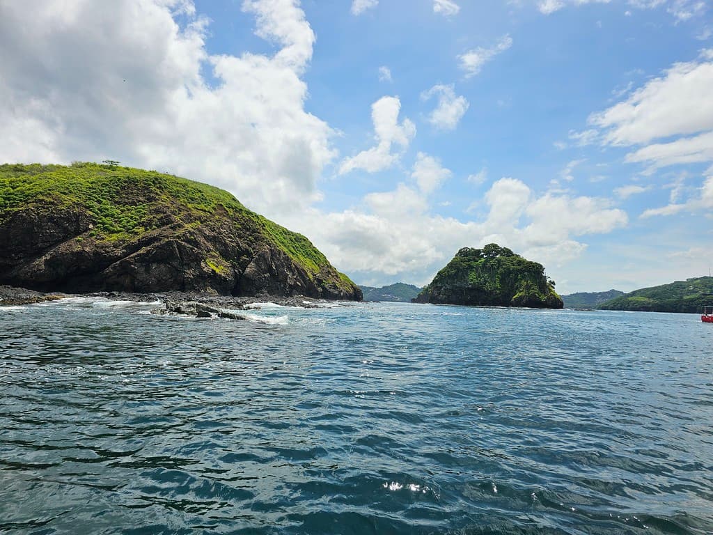 Tropical Islands in Blue Ocean Water Scenery