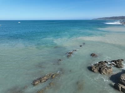 Montezuma Beach, Costa Rica: Tropical Coastline Views